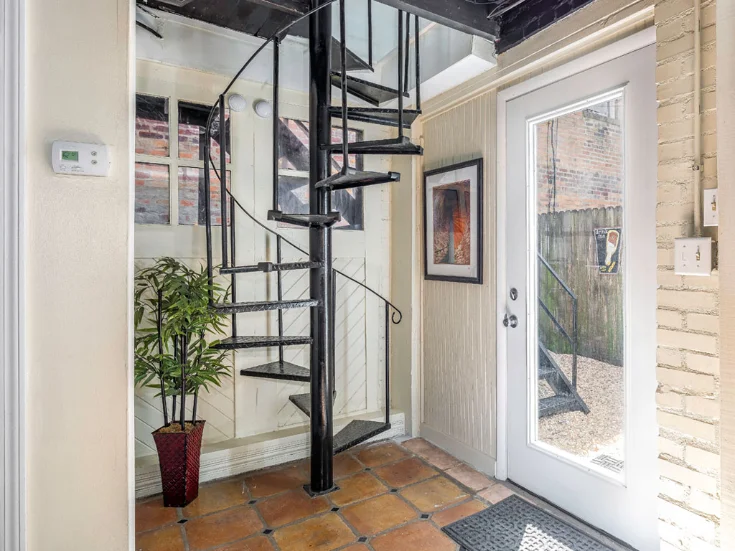 26+ Small Space Spiral Stairs Design